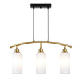 Hanglamp met drie glazen kappen en gouden accenten